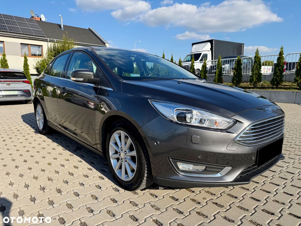 Ford Focus 1.5 EcoBoost Titanium ASS - 3