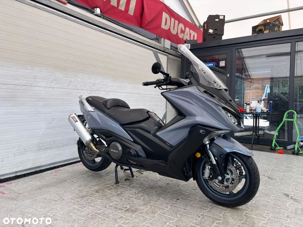 Kymco AK 550 - 9