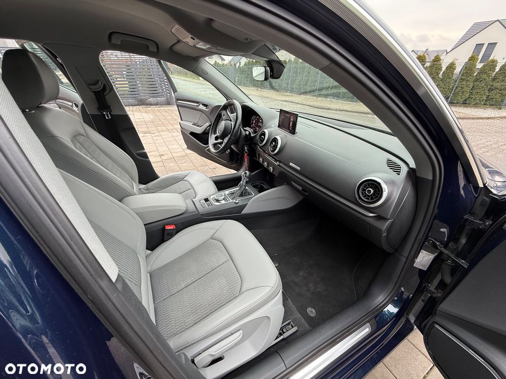 Audi A3 Sportback 2.0 TDI S tronic - 15