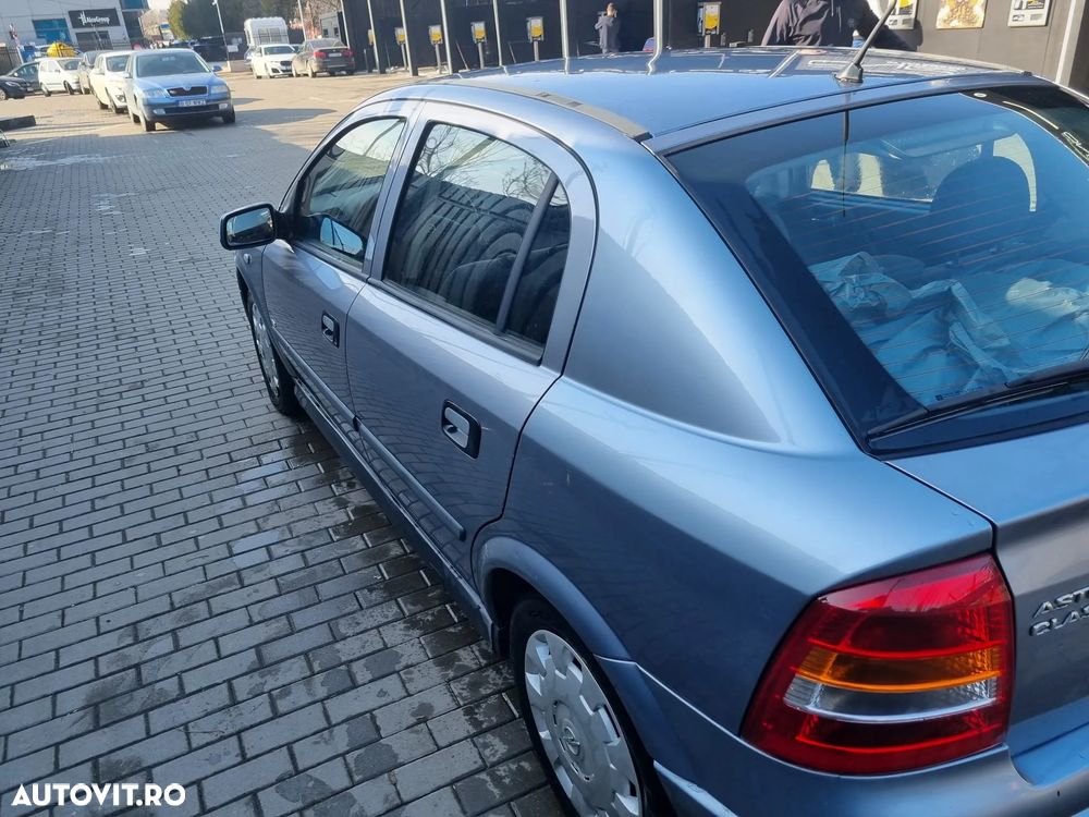 Opel Astra - 3