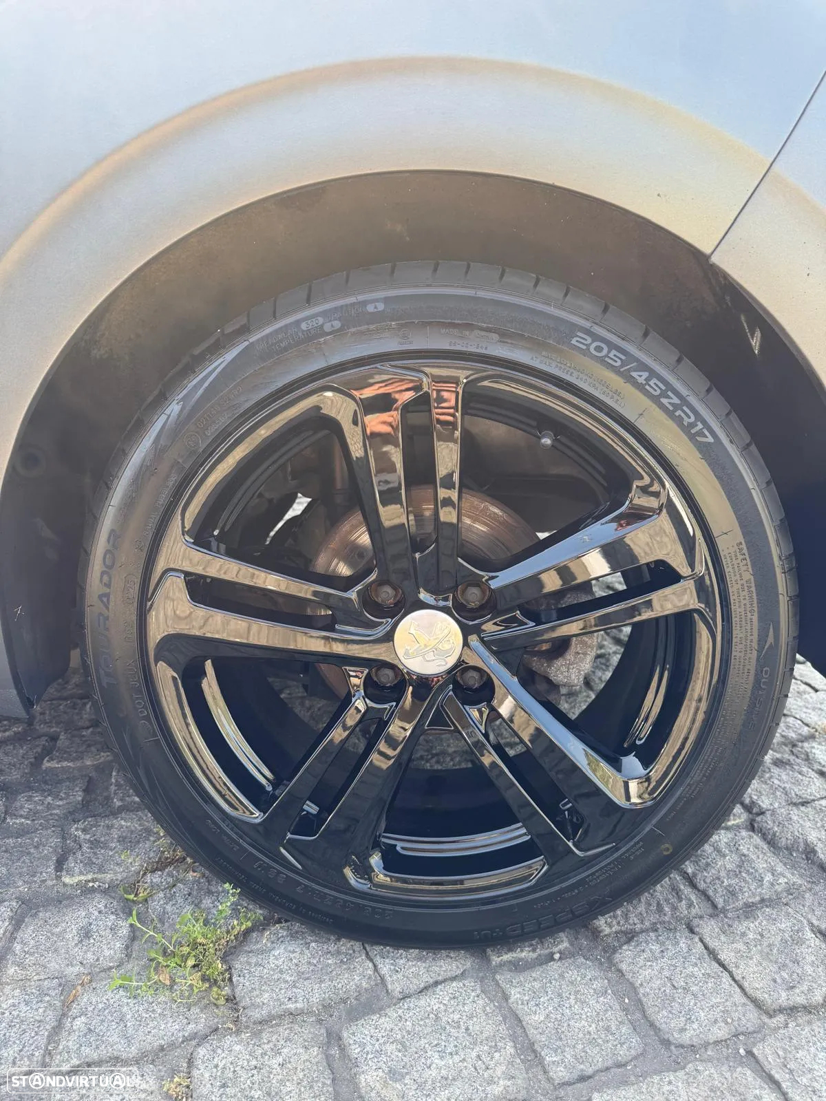 Peugeot 208 1.2 PureTech GT Line - 10