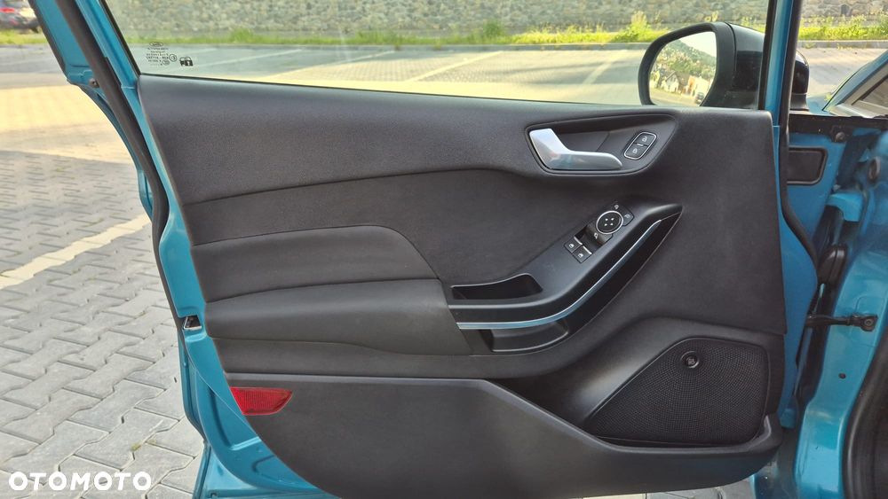 Ford Fiesta 1.0 EcoBoost Titanium X - 14