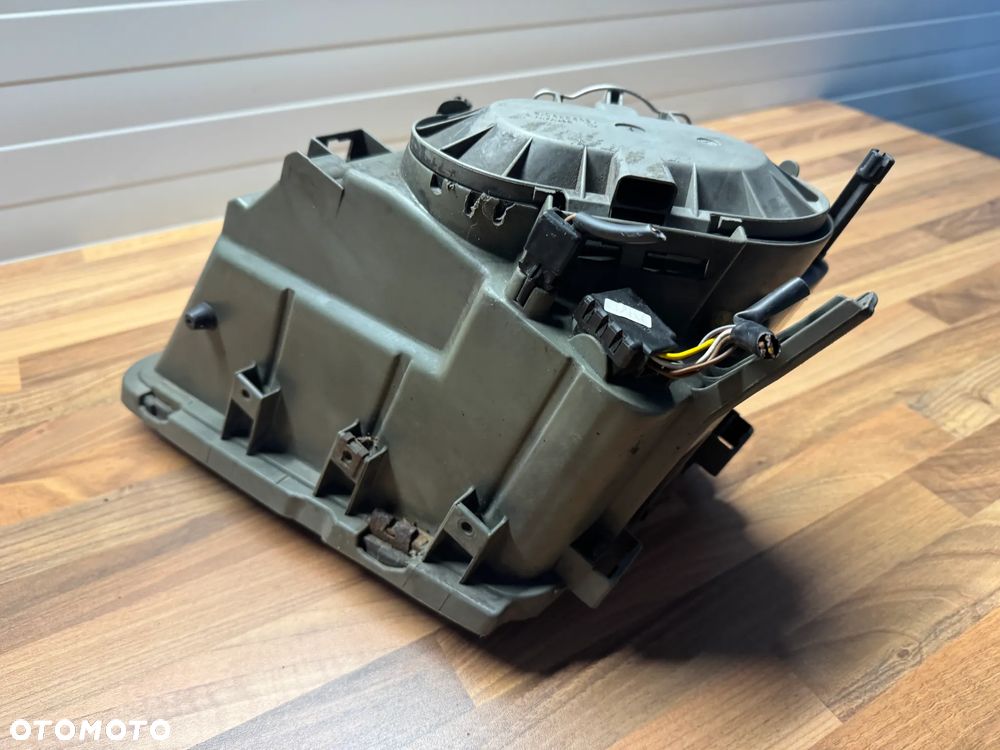 REFLEKOR LAMPY KOMPLET MERCEDES SEC W126 1305235062 1305235061 - 12