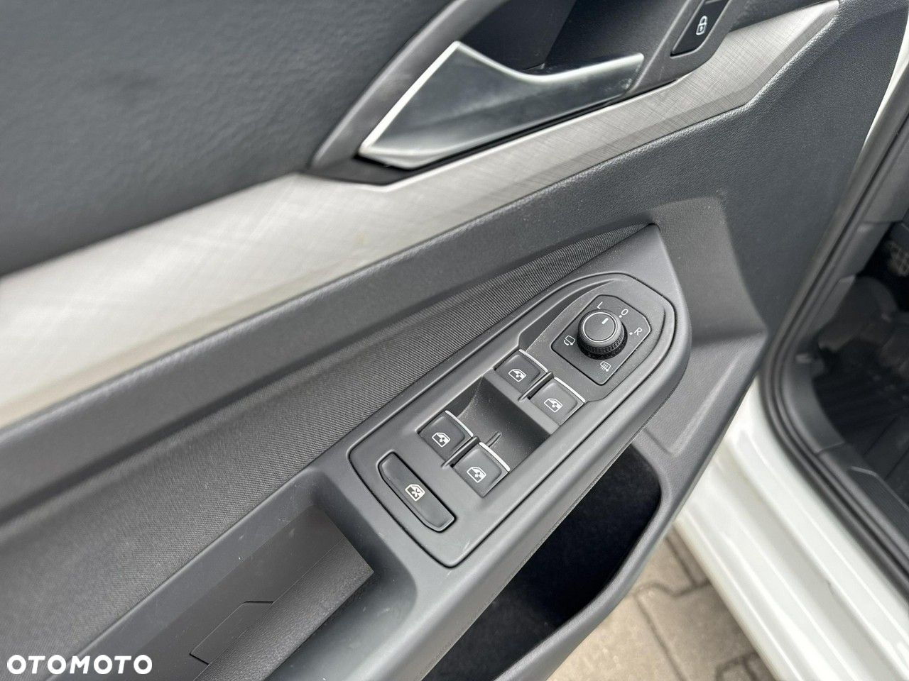Volkswagen Golf - 12