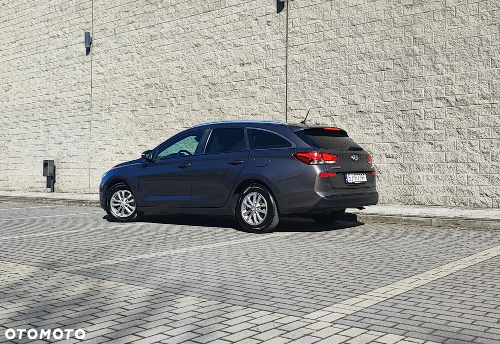 Hyundai i30 - 16