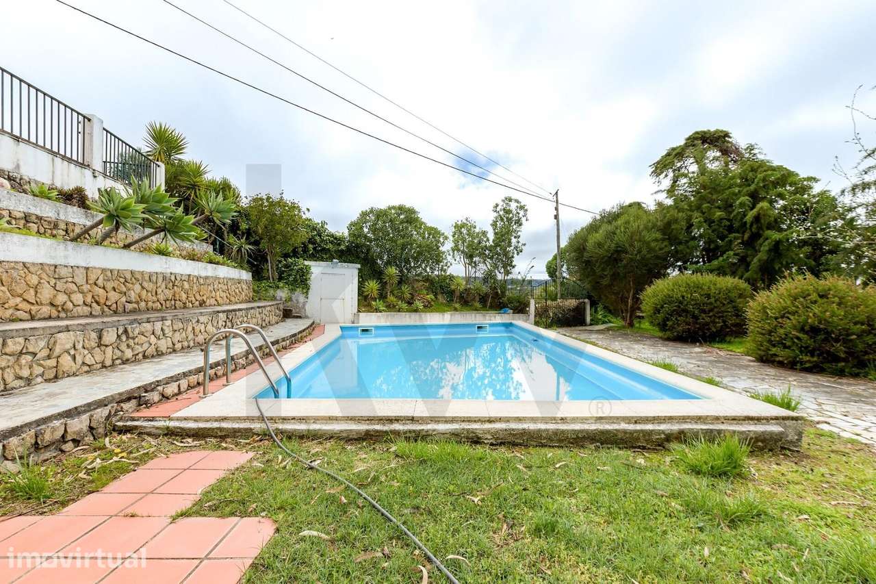 Moradia T2 + 1 com piscina a 5 minutos de Mafra — tranquilidade rural - Grande imagem: 3/27