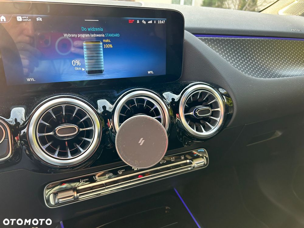 Mercedes-Benz GLA 250e AMG Line - 17