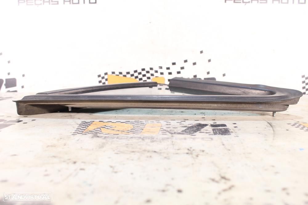 Vidro Do Chassi Volkswagen Caddy Iii Caixa (2Ka, 2Kh, 2Ca, 2Ch)  2K084 - 3