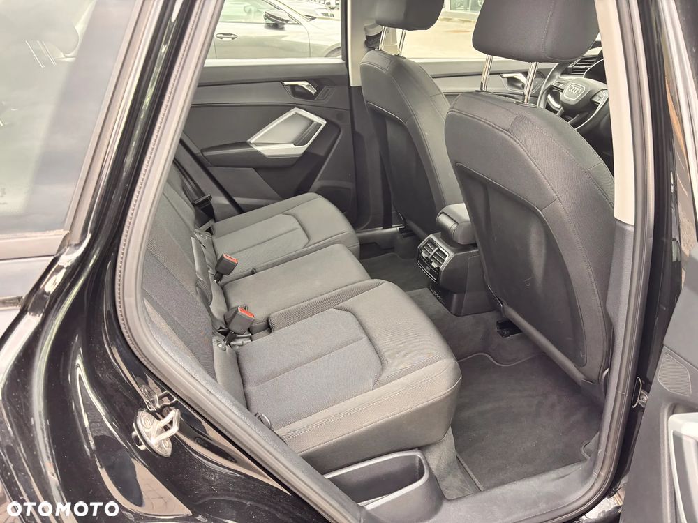 Audi Q3 35 TFSI S tronic - 6
