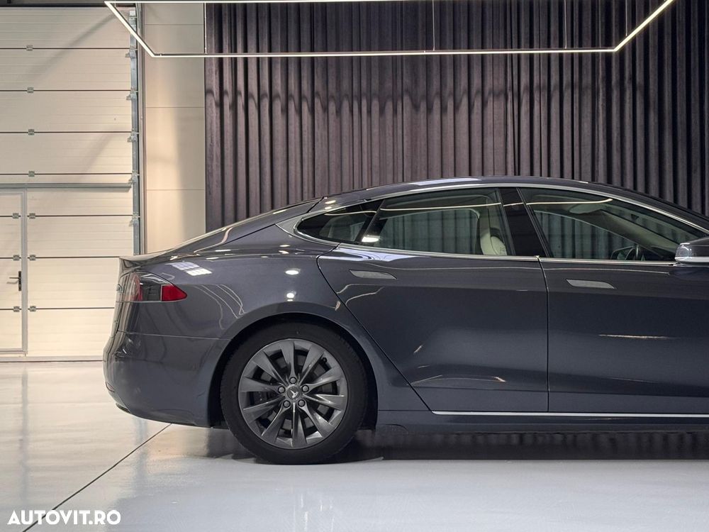 Tesla Model S 75D Allradantrieb - 18