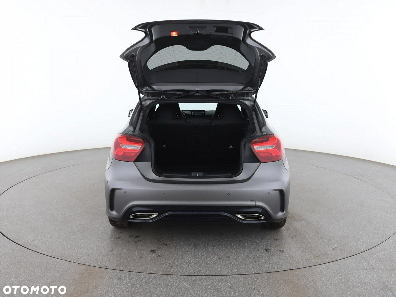 Mercedes-Benz Klasa A 180 (BlueEFFICIENCY) 7G-DCT AMG Sport - 19