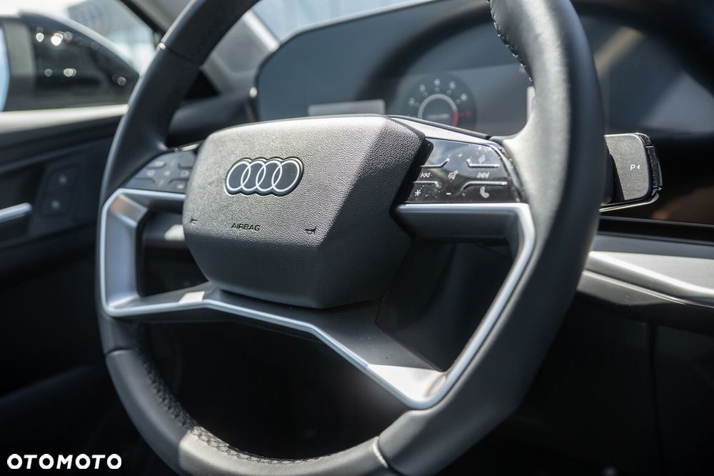 Audi Q3 - 23