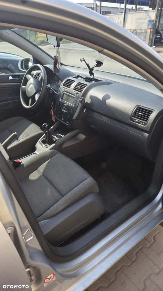 Volkswagen Golf - 12