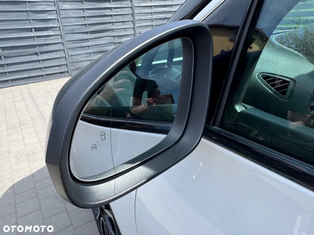 Opel Adam 1.2 White Link - 17