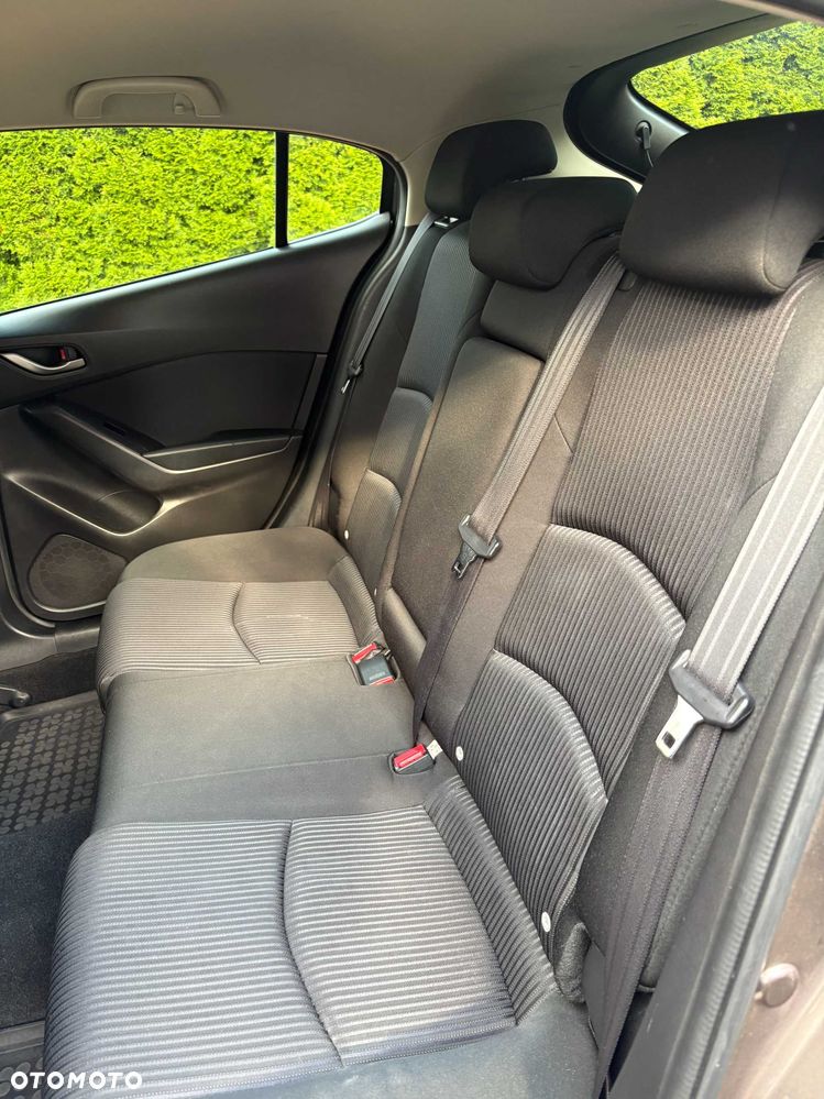 Mazda 3 - 8