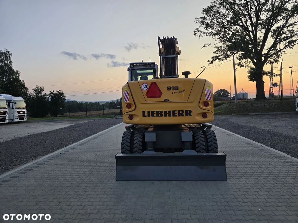 Liebherr / LIEBHERR 918 / COMPACT - 28