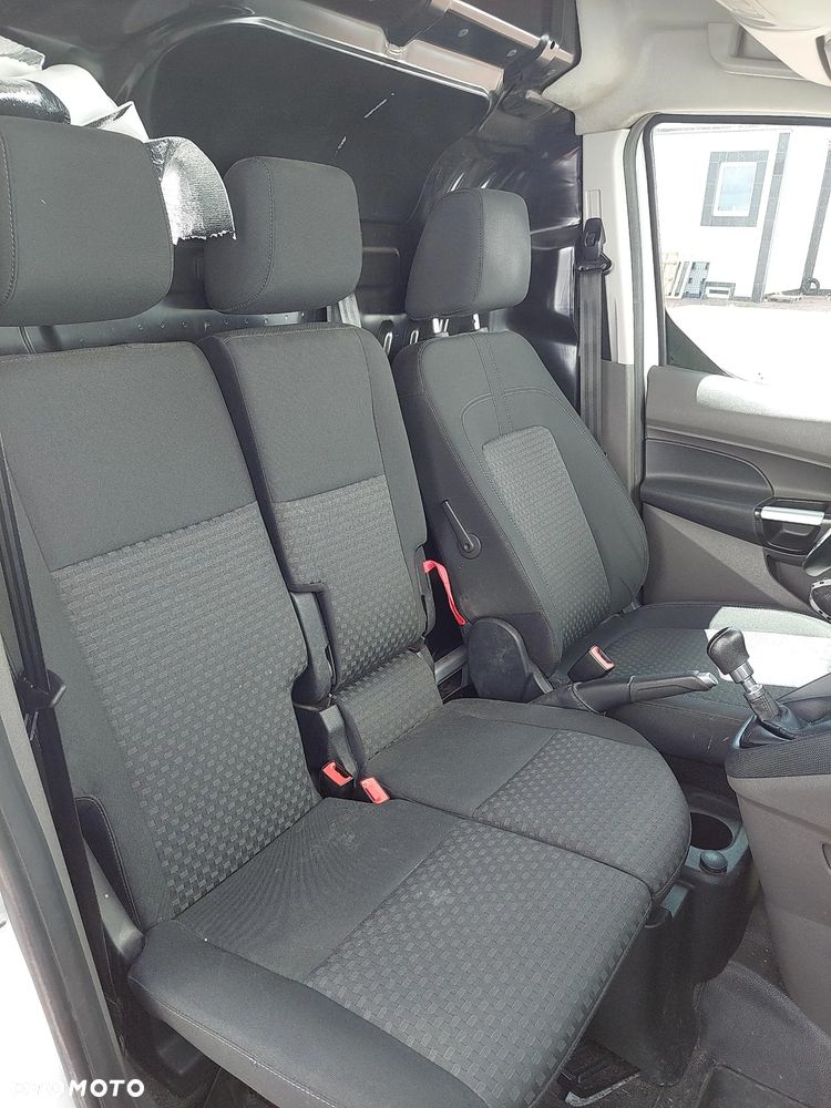 Ford TRANSIT CONNECT - 13