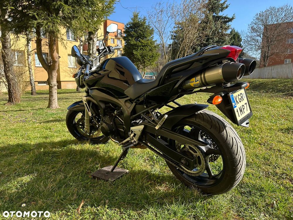 Yamaha FZ6 - 8