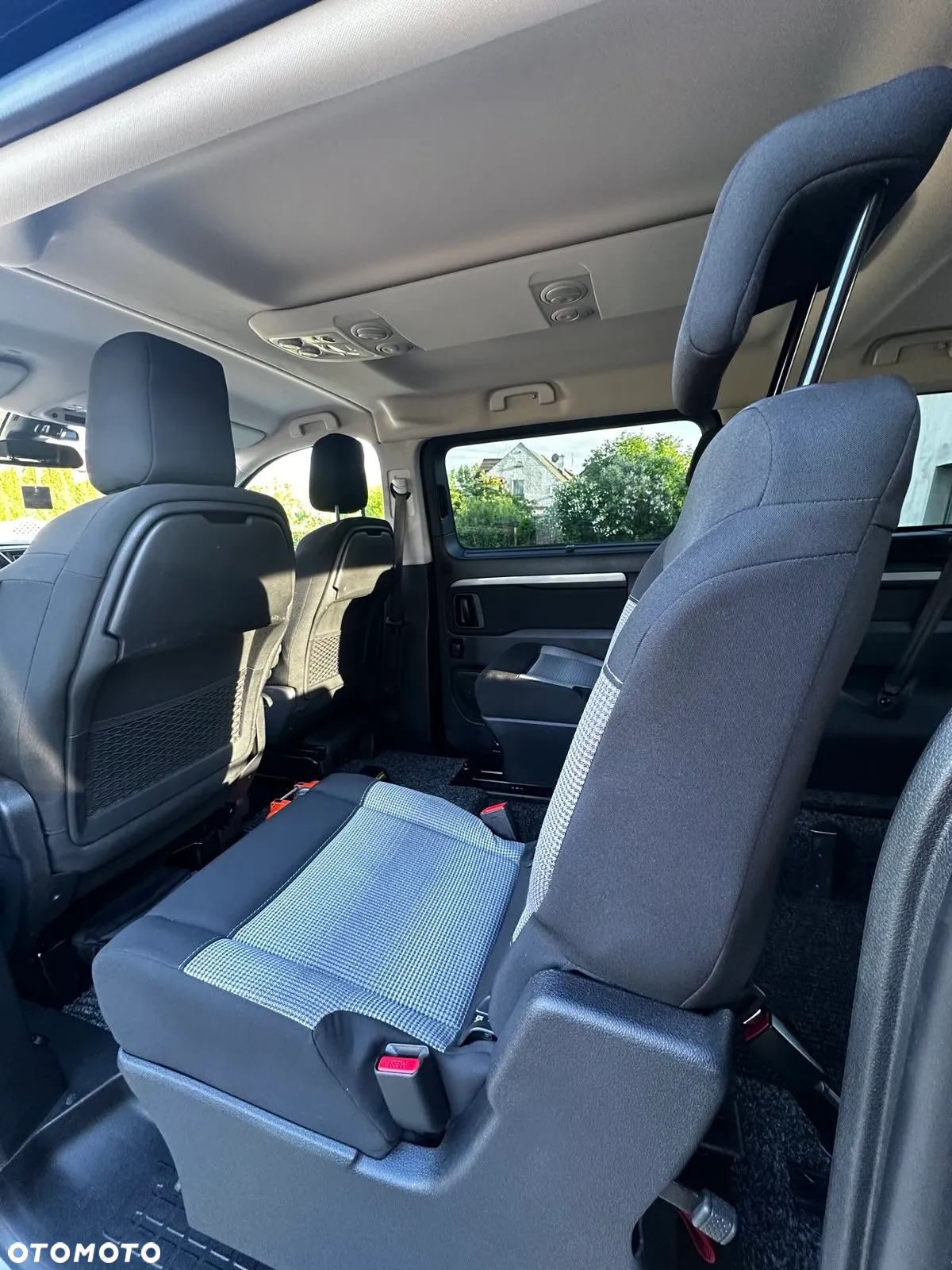 Citroën SpaceTourer M 2.0 BlueHDi 180 EAT8 Plus - 9