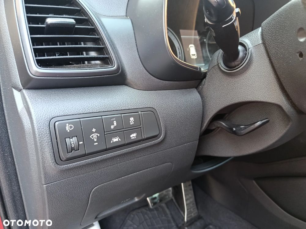 Hyundai Tucson 1.6 CRDi 48V-Hybrid 2WD DCT N Line - 9