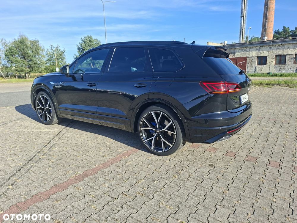 Volkswagen Touareg - 5