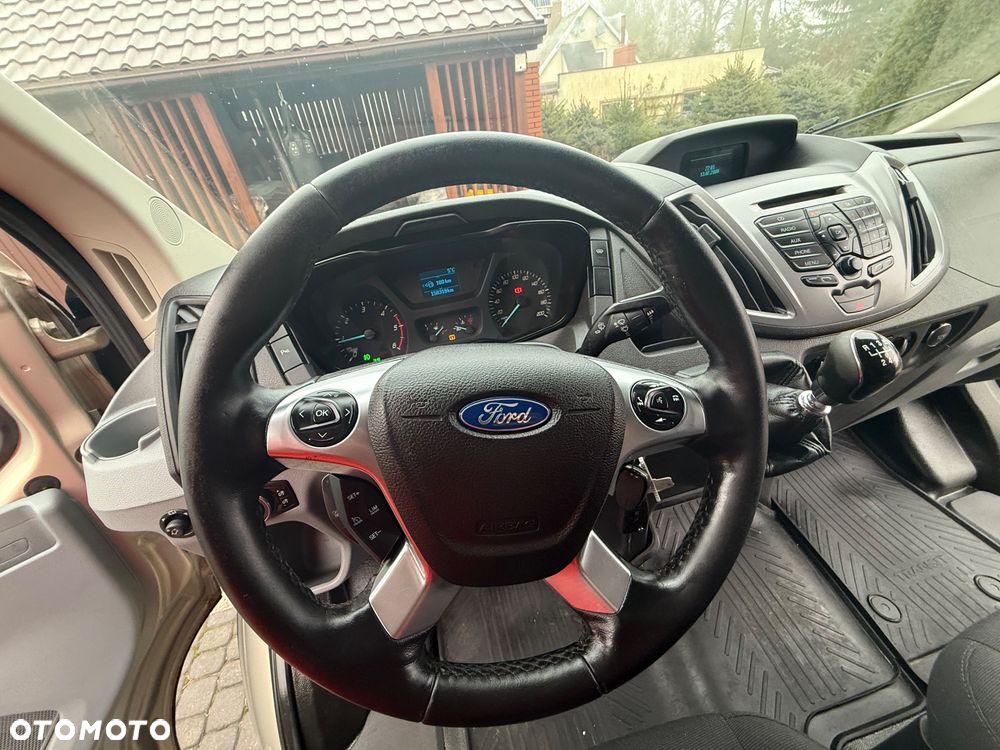 Ford Transit - 24