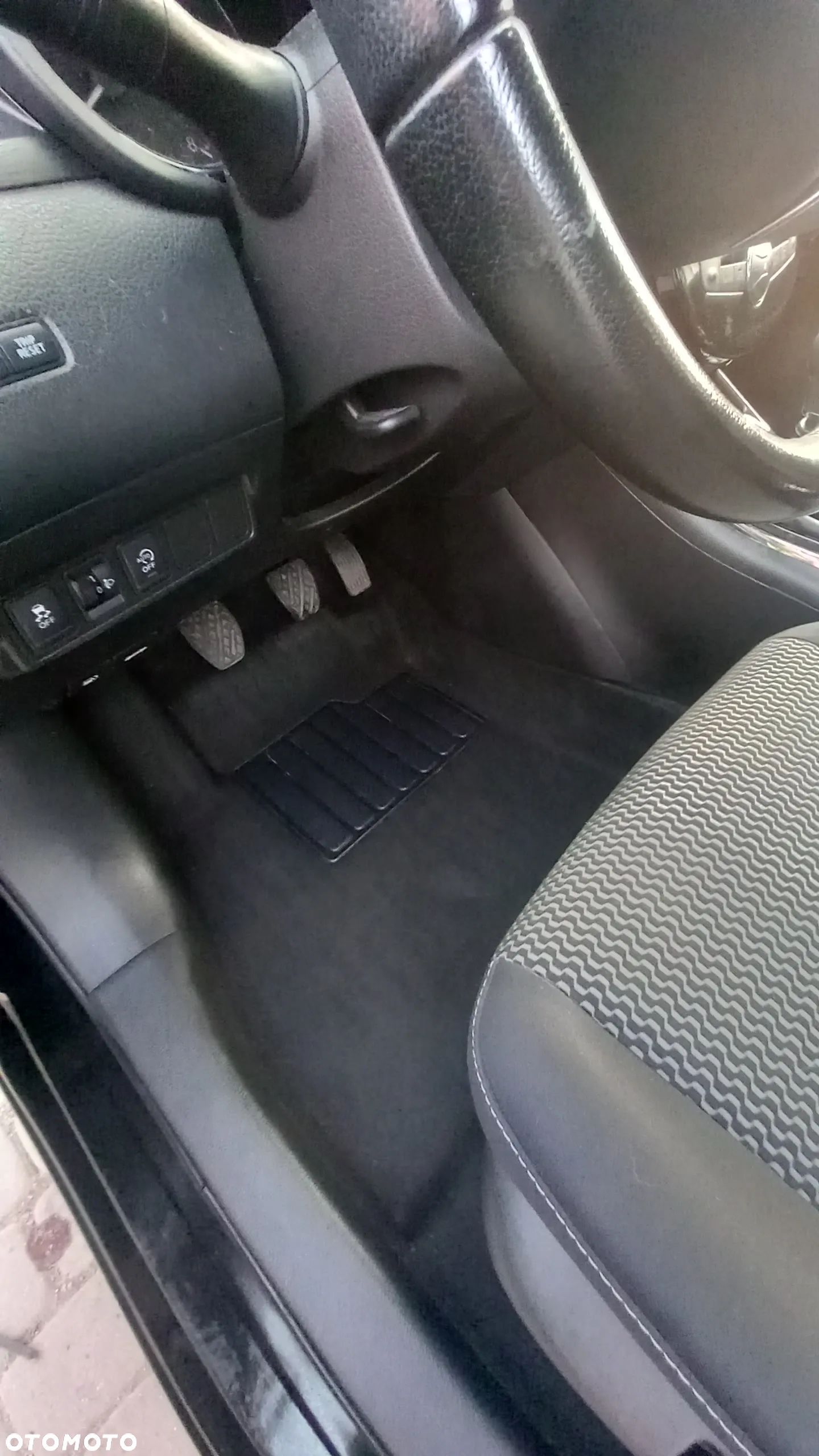 Nissan Pulsar - 3