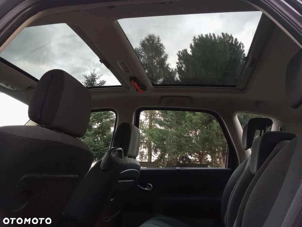 Renault Scenic - 15