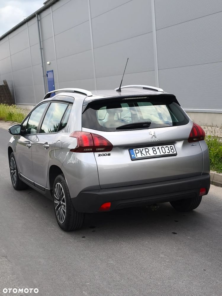 Peugeot 2008 - 13