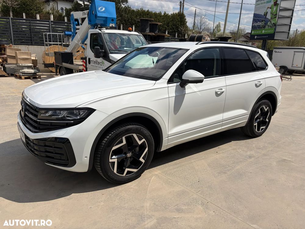 Volkswagen Touareg V6 TDI 4MOTION Elegance - 8