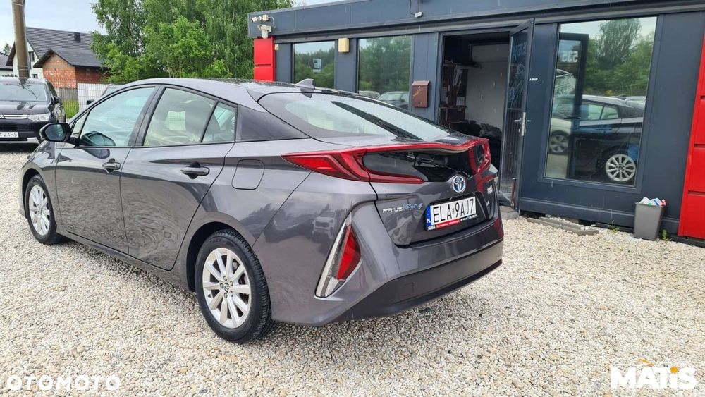 Toyota Prius - 21