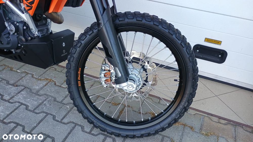 KTM Enduro 690 - 23