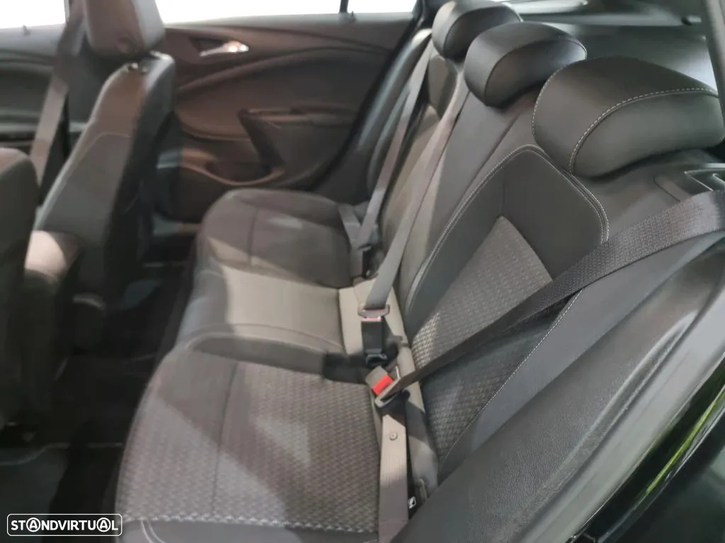 Opel Astra Sports Tourer 1.6 CDTI Innovation S/S - 11