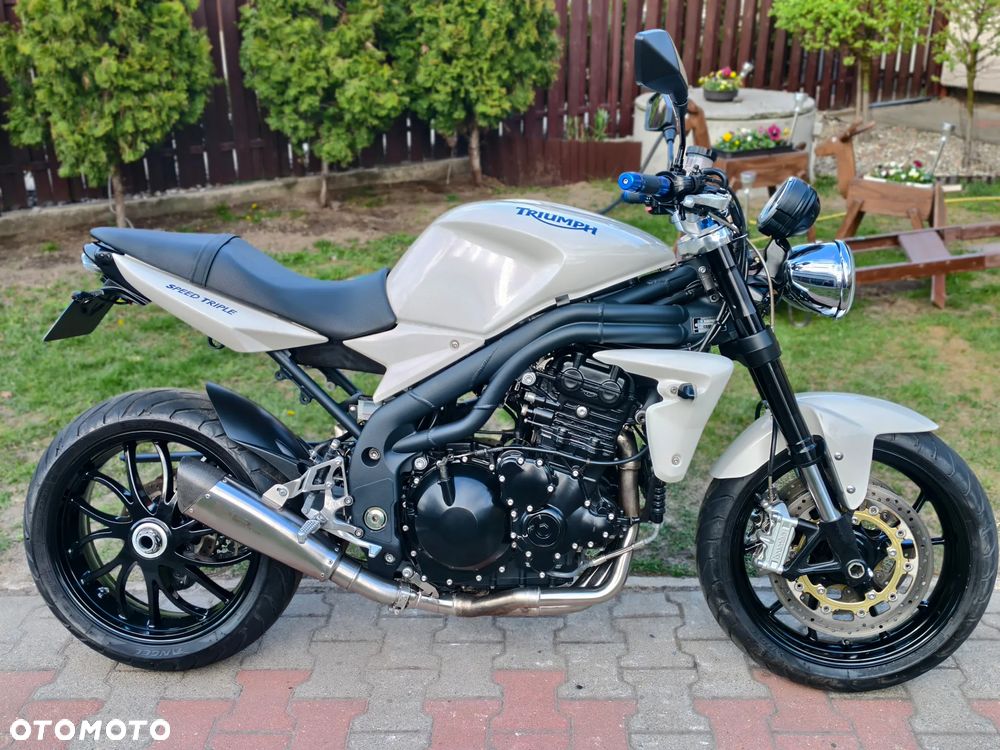 Triumph Speed Triple - 3