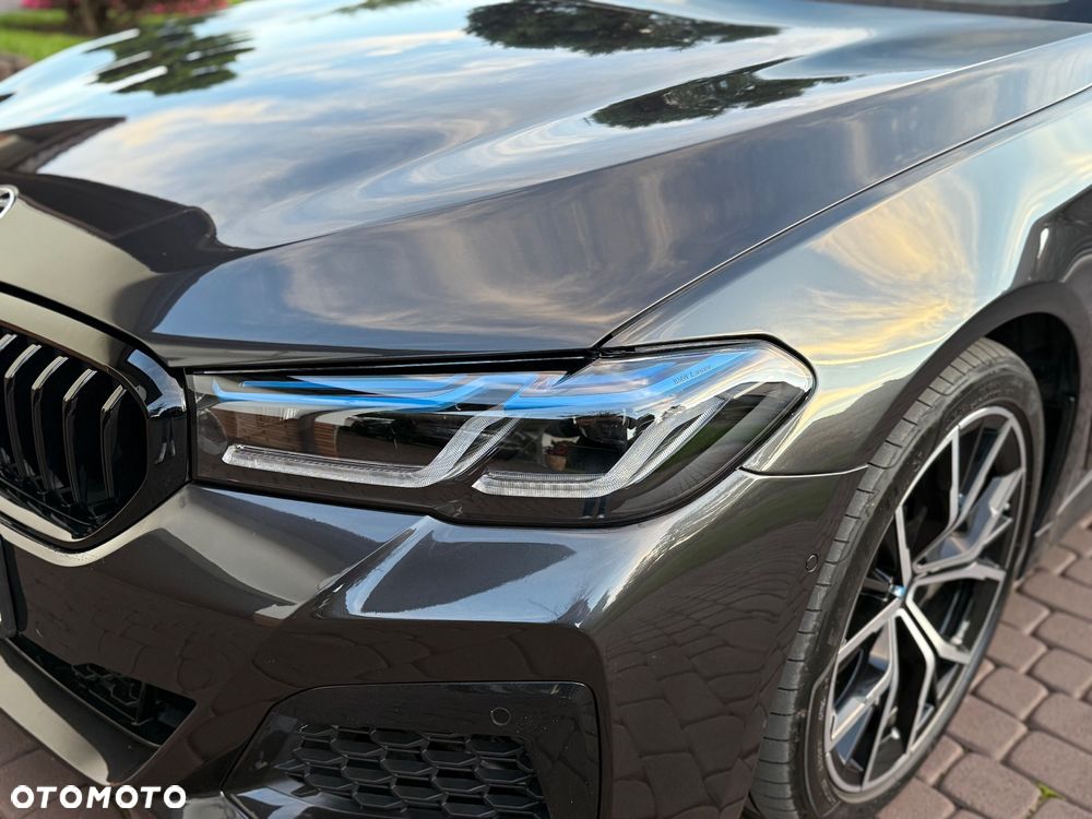 BMW Seria 5 540d xDrive M Sport Edition - 12
