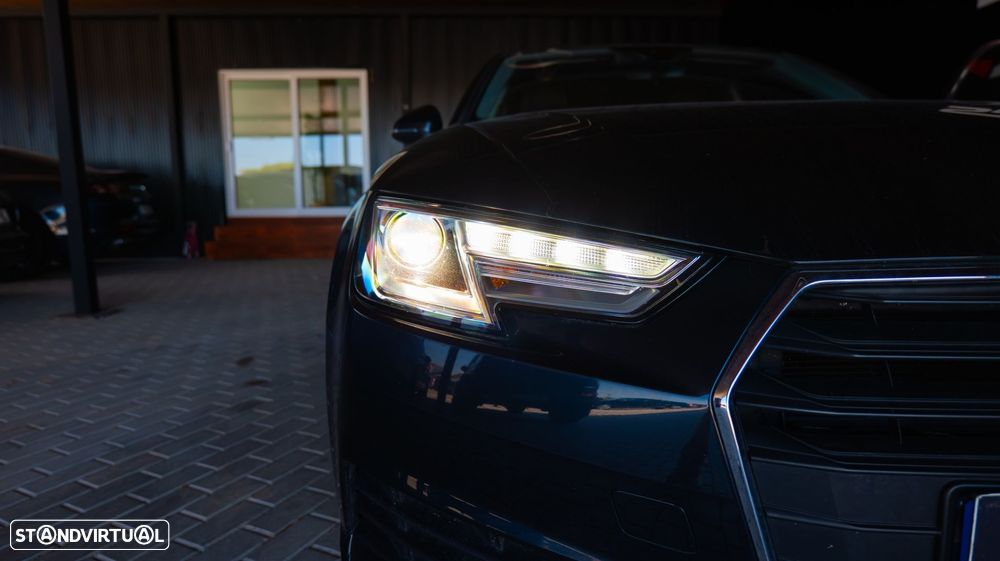Audi A4 Avant 2.0 TDI Advance - 24