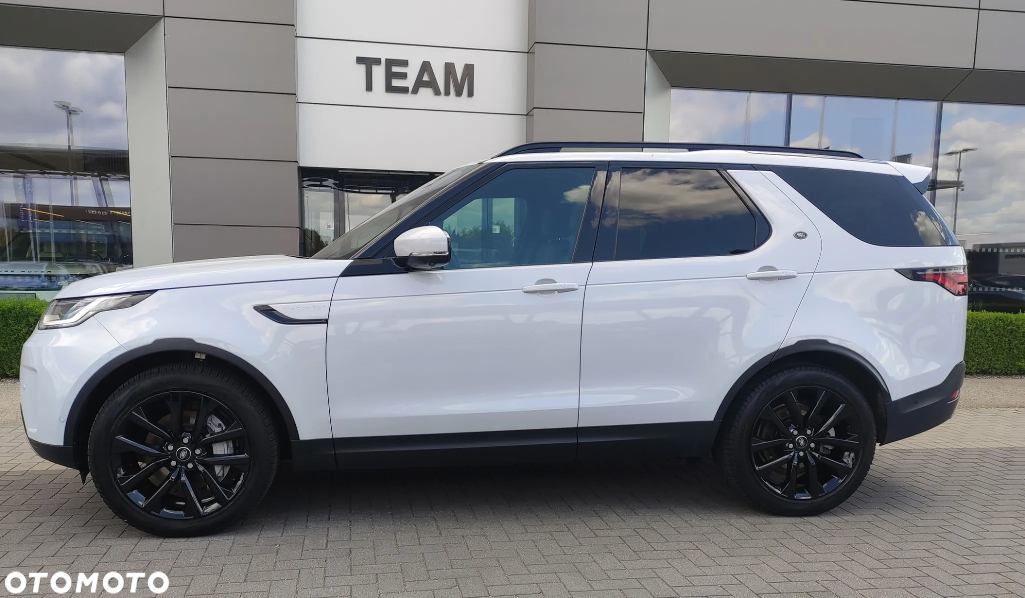Land Rover Discovery - 13