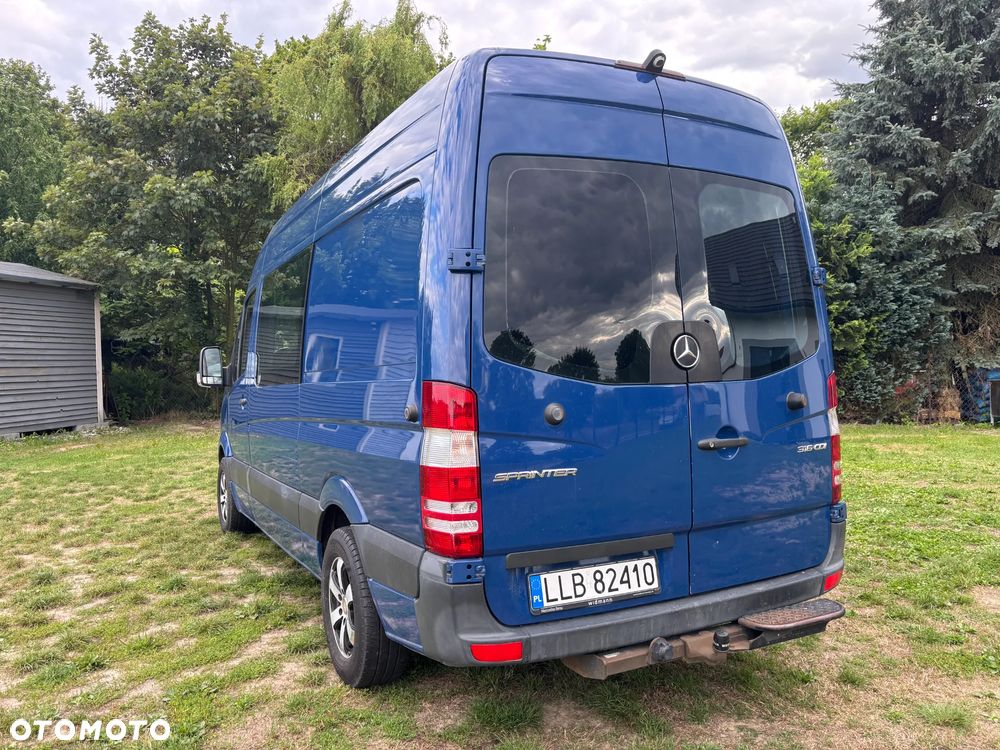Mercedes-Benz Sprinter - 6