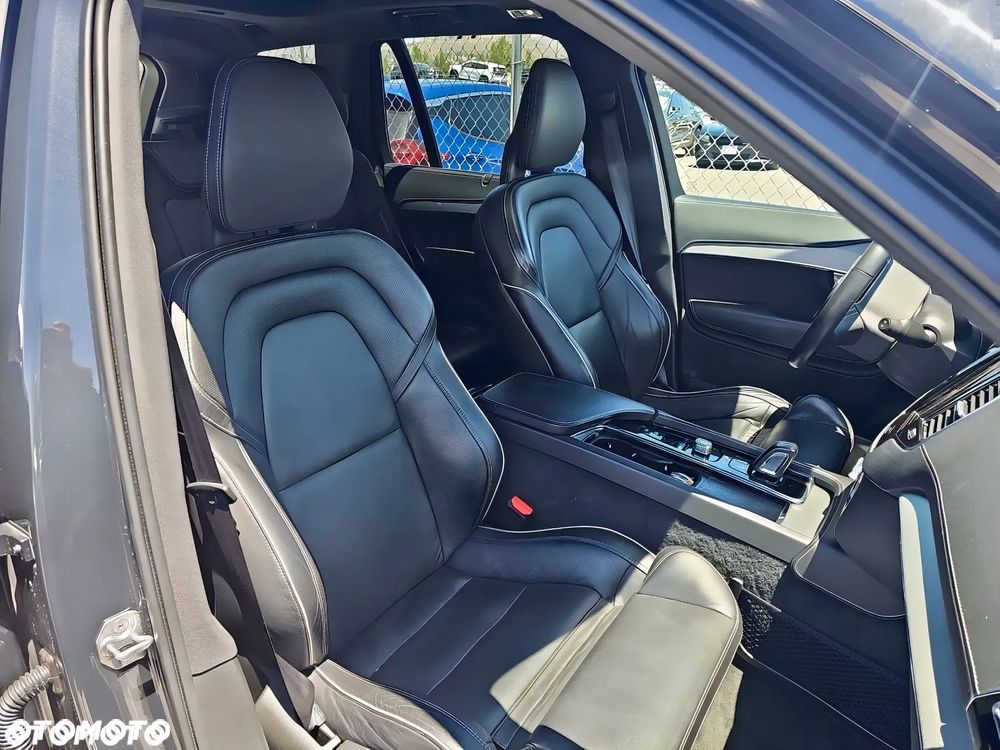 Volvo XC 90 T8 AWD Plug-In Hybrid R-Design 7os - 10