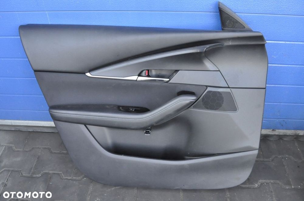 MAZDA CX-30 FOTELE KANAPA BOCZKI 21R - 10