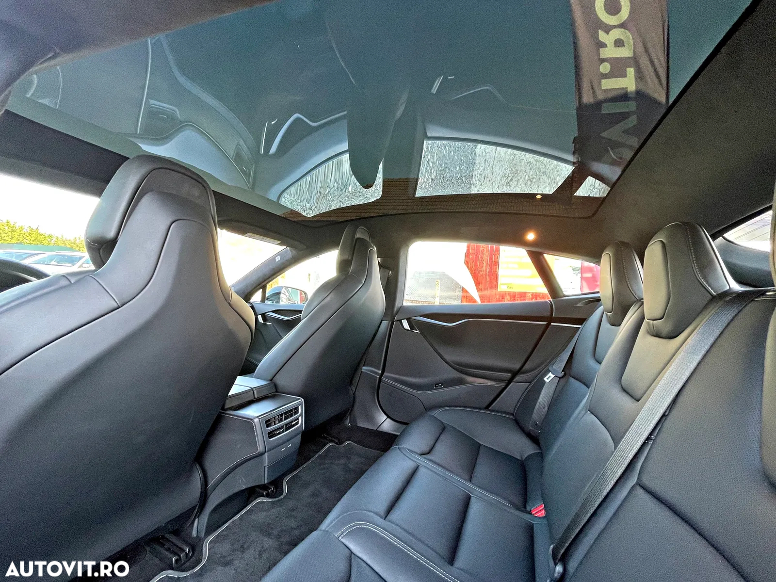 Tesla Model S Ludicrous Performance - 17