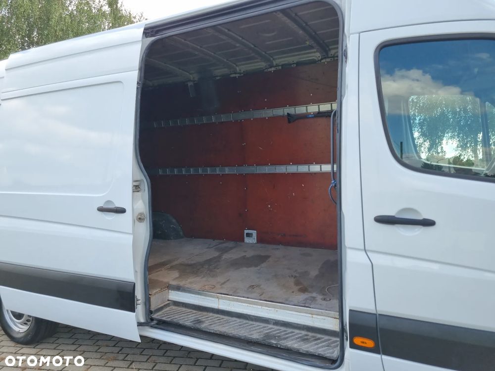 Mercedes-Benz Sprinter - 17
