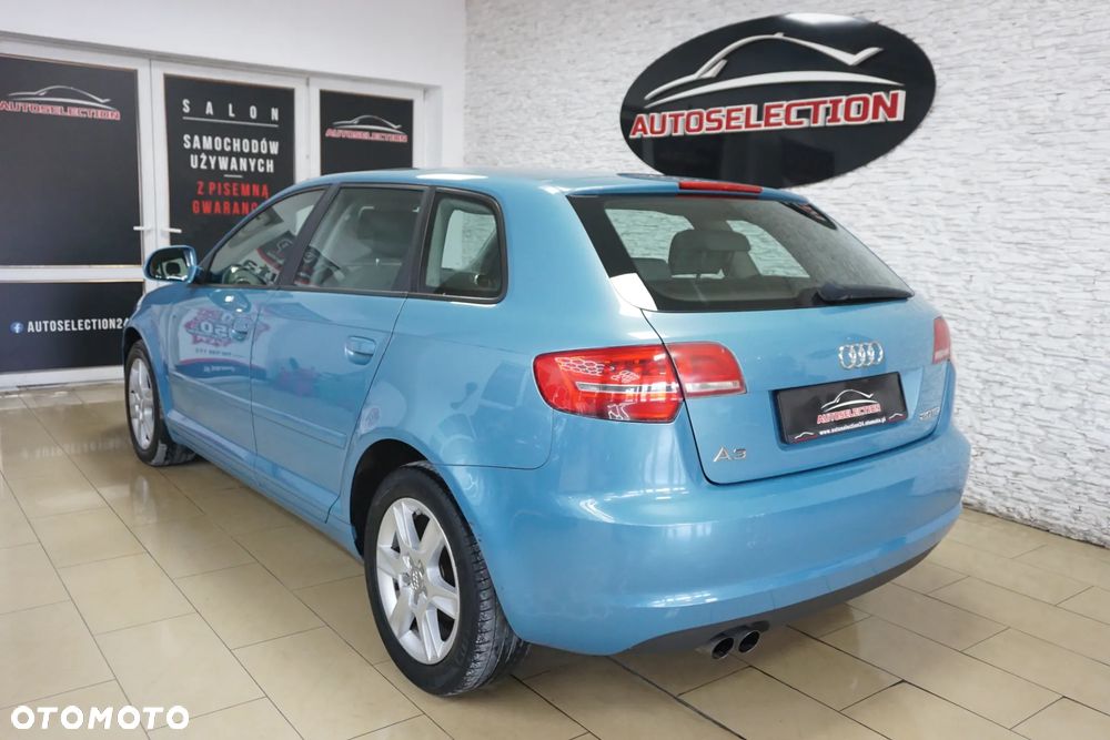 Audi A3 Sportback 2.0 TDI DPF Ambiente - 9