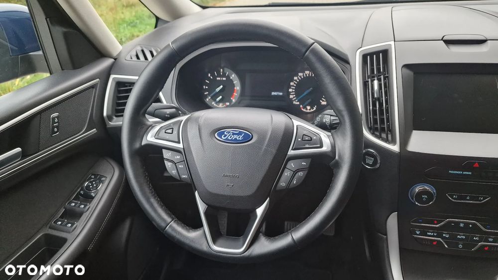 Ford Galaxy - 30