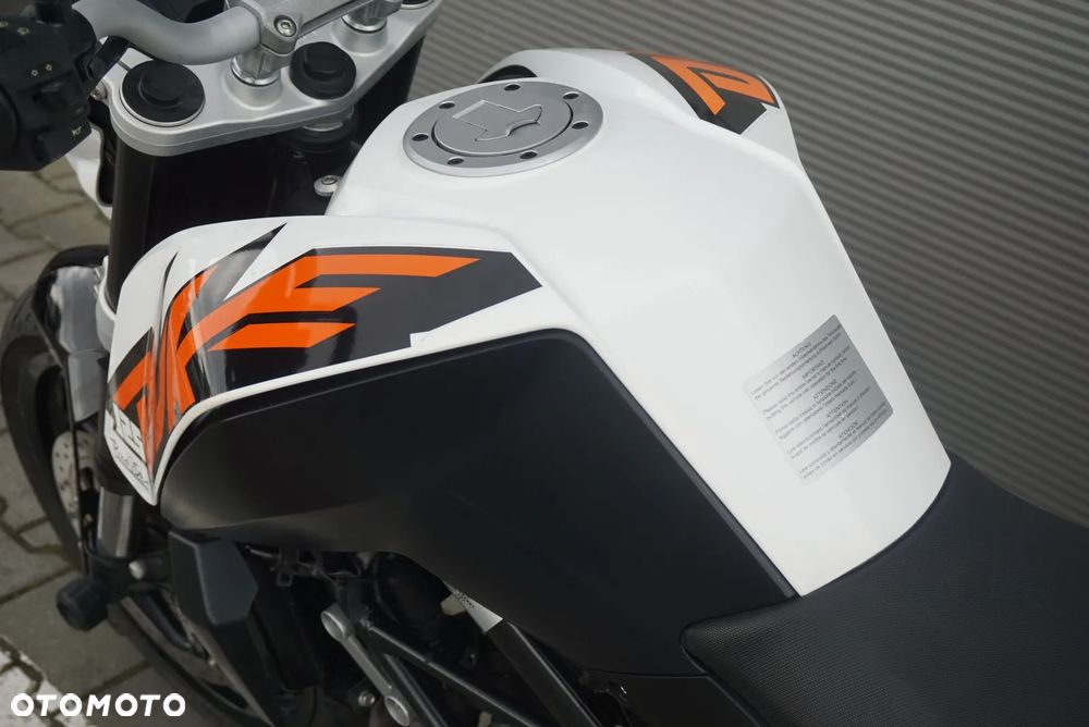 KTM Duke - 16