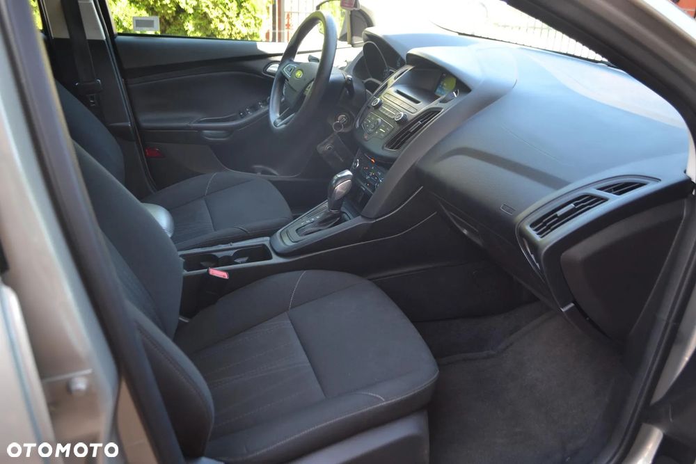 Ford Focus - 16