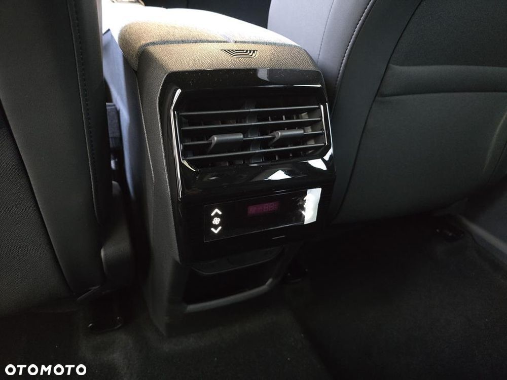 Peugeot 5008 1.2 PureTech mHEV Allure S&S e-DCS6 - 10