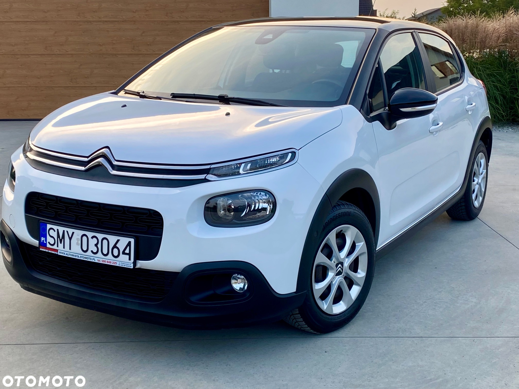 Citroën C3 1.2 PureTech GPF Shine - 2