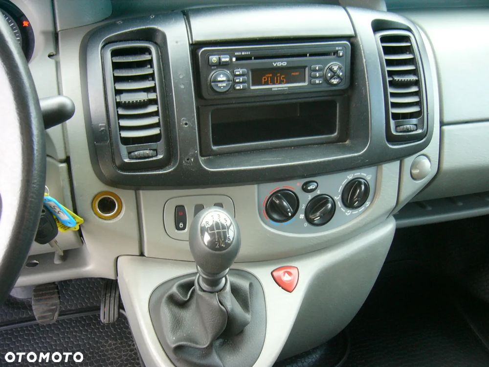Opel Vivaro - 20