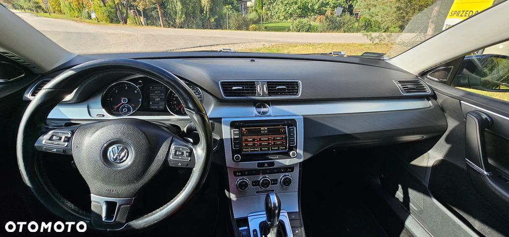 Volkswagen Passat 2.0 TDI Highline DSG - 8